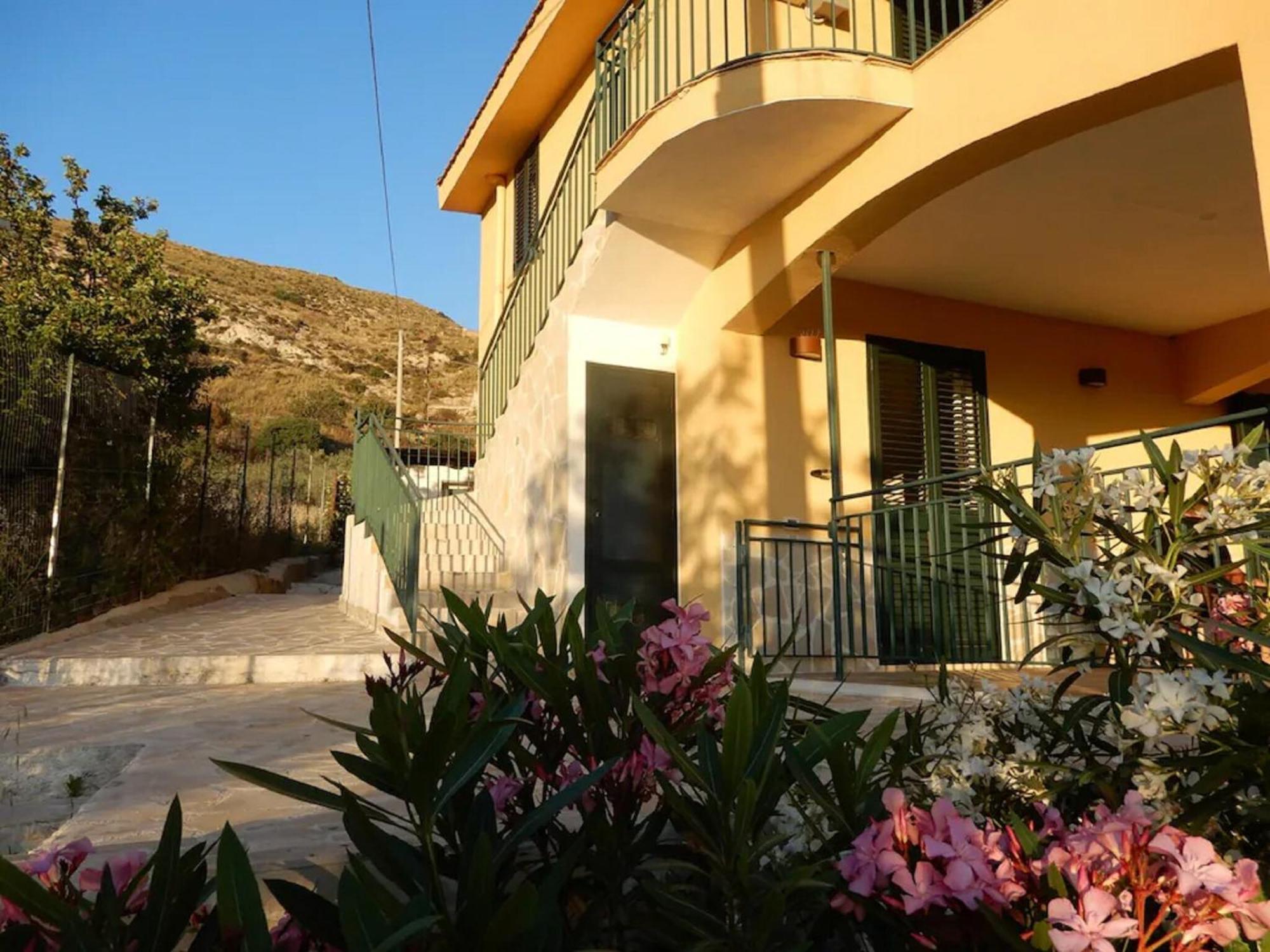 Ravishing Villa In Realmonte With Private Swimming Pool Esterno foto